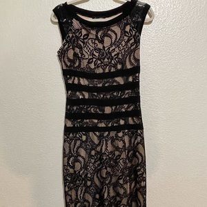 Black and beige sleeveless maxi dress with lace detailing
